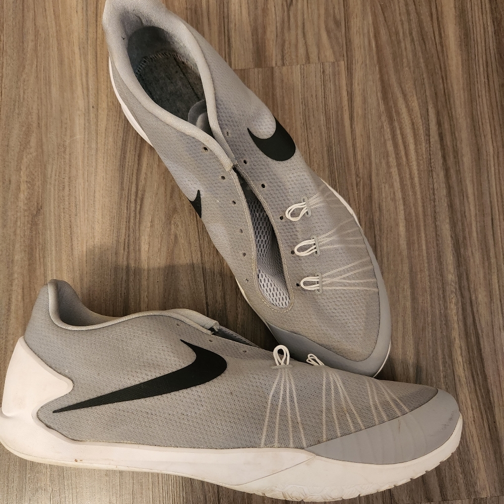 Nike 2015 hyperchase shoes size 18